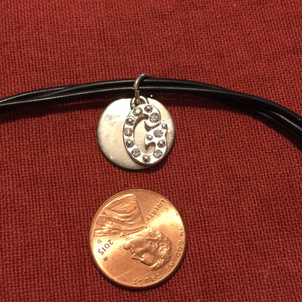 8 “ G guess rhinestone bracelet - Picture 3 of 3